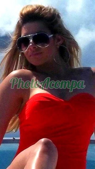 Maria Gabriely, mulher que faz videochamadas e sexting