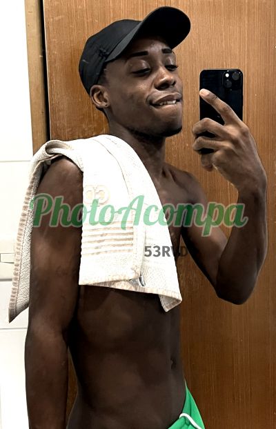 Kaio (21) 97605-5908, garoto de programa no Centro (RJ)