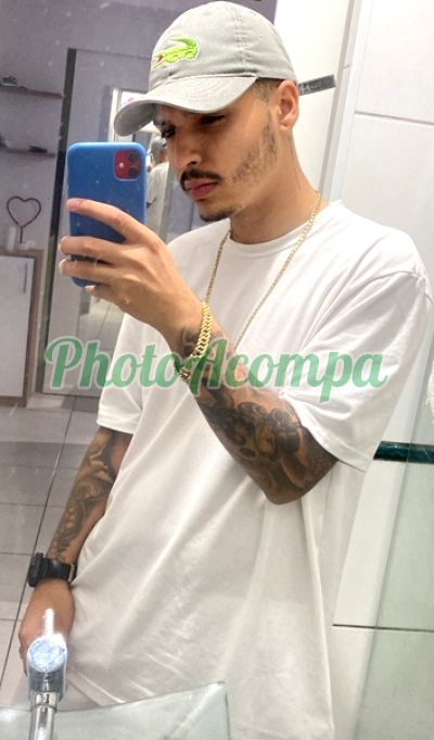 Pablo, garoto de programa no Guarujá