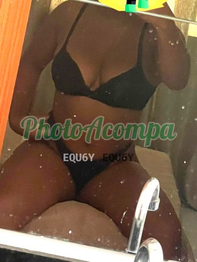 Hellen, escort em Teixeira de Freitas