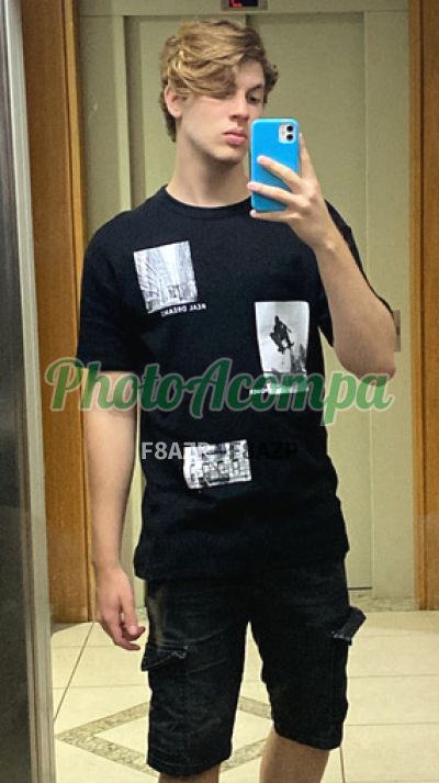 Max, garoto de programa na Pituba (Salvador)