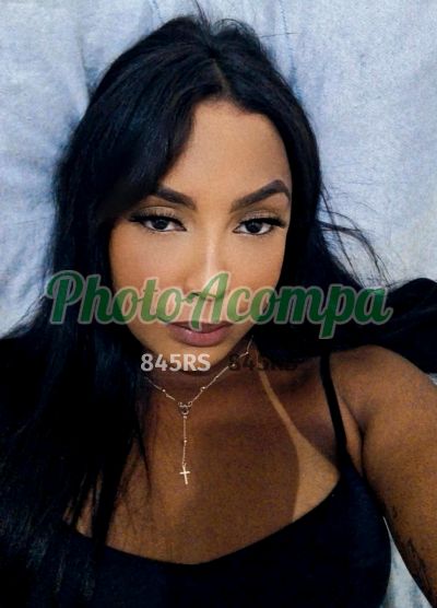 India, garota de programa em São Gonçalo