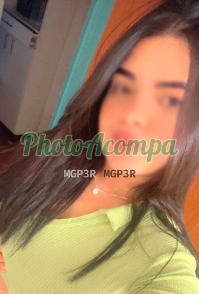 Elza, mulher que faz videochamadas e sexting