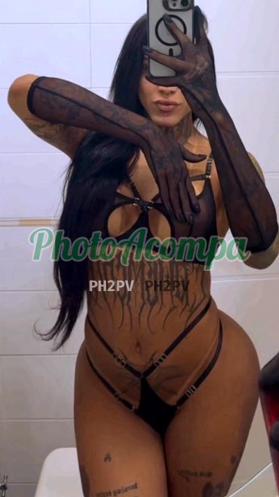 Lorena (48) 98458-8949, travesti em Copacabana (RJ)