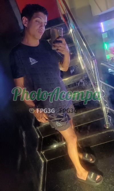 Jotta, garoto de programa em Niterói