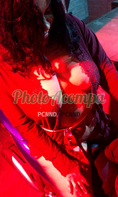 Andrezza, escort em Praia Grande