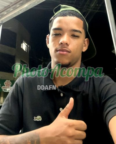 Gabriel, garoto de programa em Maricá