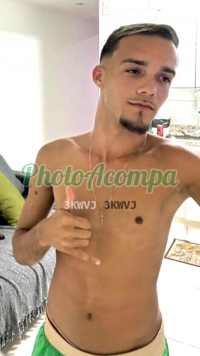 Victor Iaporte (21) 99209-0324, Garoto de programa em São João de Meriti