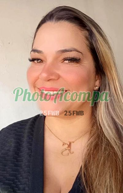 Juliana, mulher que faz massagens eróticas em Hortolândia