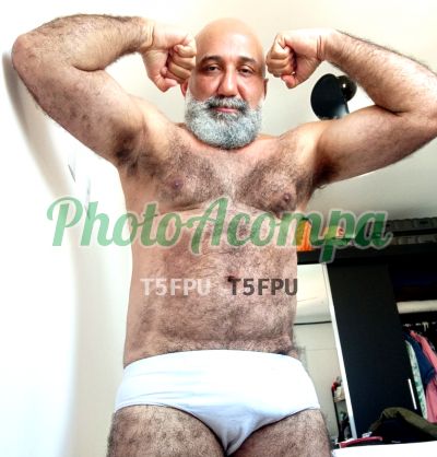 Miguel Santos, garoto de programa em São Paulo