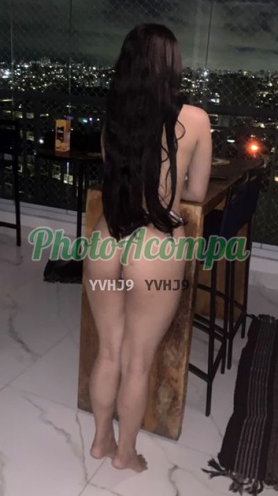 Julinha, acompanhante em Jandira