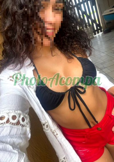 Alícia Calixto, mulher que faz videochamadas e sexting