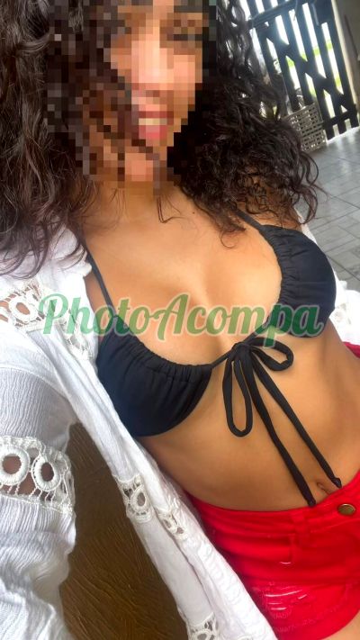 Alícia Calixto, mulher que faz videochamadas e sexting