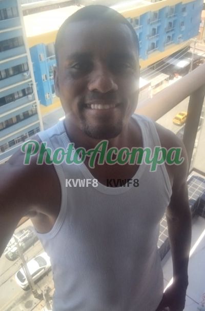 Dénis (71) 99271-0946, Homem que faz massagens eróticas no Caminho das Árvores (Salvador)