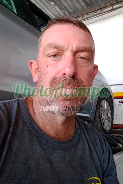 Edy Carlos Reinke, garoto de programa em Jaraguá do Sul