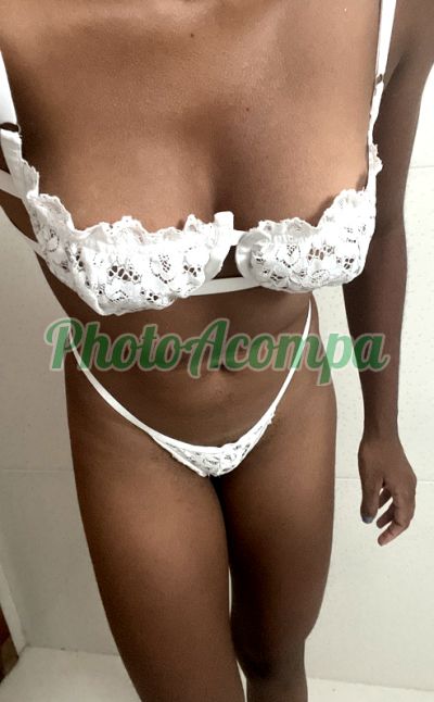 Negra (21) 96495-6974, Garota de programa em Magé