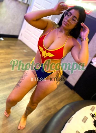 Júlia Melos, escort em Porto Alegre