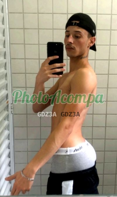 Lucas, garoto de programa no Centro (SP)
