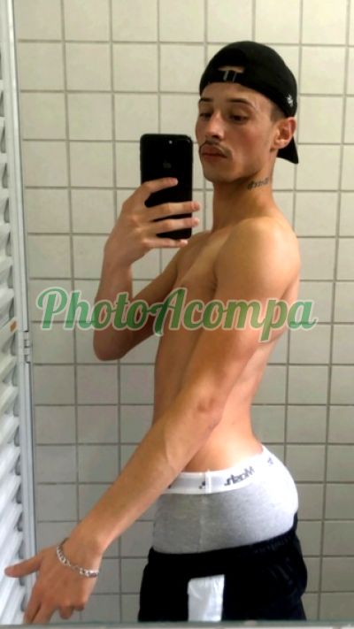 Lucas, garoto de programa no Centro (SP)