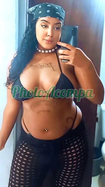 Sam, mulher que faz videochamadas e sexting
