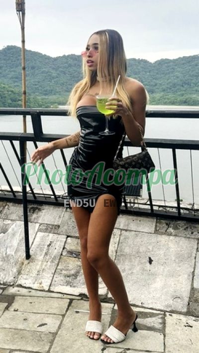 Mayara, travesti em São Vicente