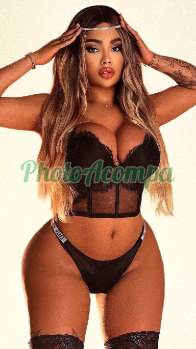 Victória Secretes, travesti em Moema (SP)