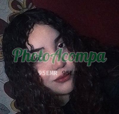 Miazinha, mulher que faz videochamadas e sexting