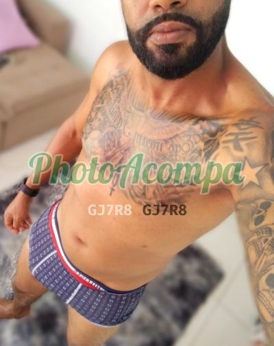 Gil, garoto de programa em Contagem