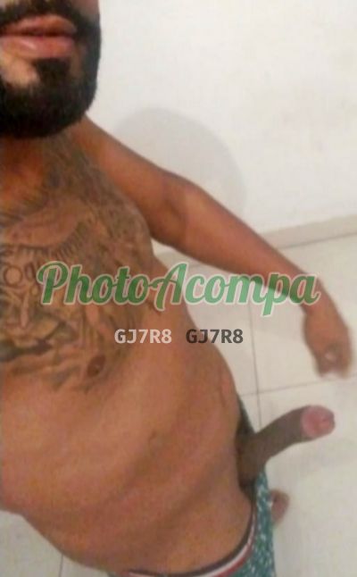 Gil, garoto de programa em Contagem