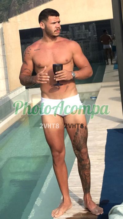 Bryan, garoto de programa na Zona Oeste (RJ)