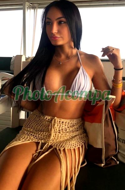 Yasmin Couto (21) 98351-1521, Acompanhante na Barra da Tijuca (RJ)