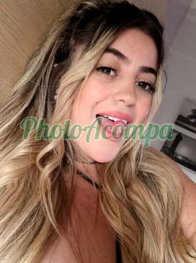 Ruby Blonde, Acompanhante em Pouso Alegre