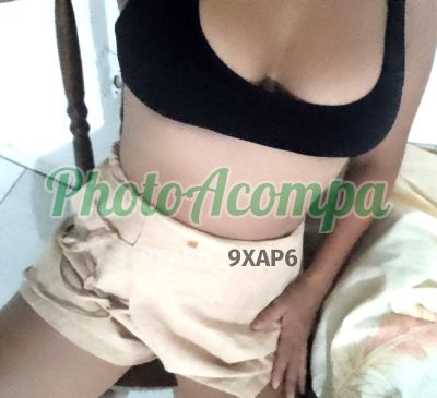 Sofia Pimenta, mulher que faz videochamadas e sexting
