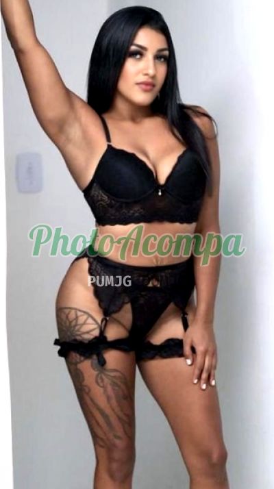 India, escort no Guarujá