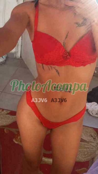 Cah, mulher que faz videochamadas e sexting