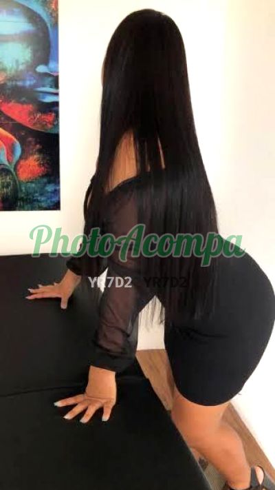 Natália, mulher que faz massagens eróticas em Goiânia