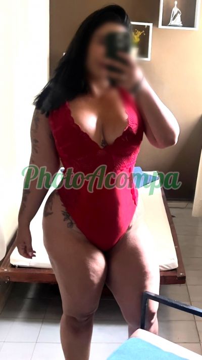 Aline, mulher que faz massagens eróticas no Rio de Janeiro