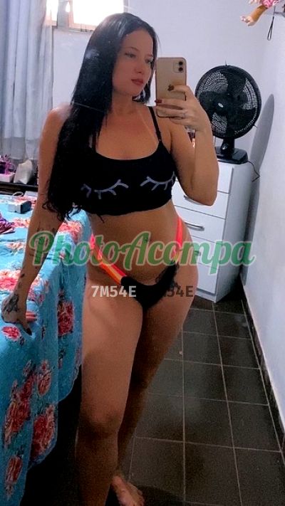 Aline, acompanhante em Goiânia