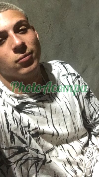 Weslley, garoto de programa em Niterói