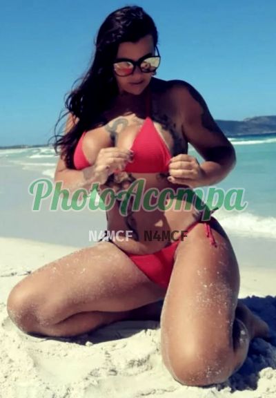 Kamila, massagista na Barra da Tijuca (RJ)