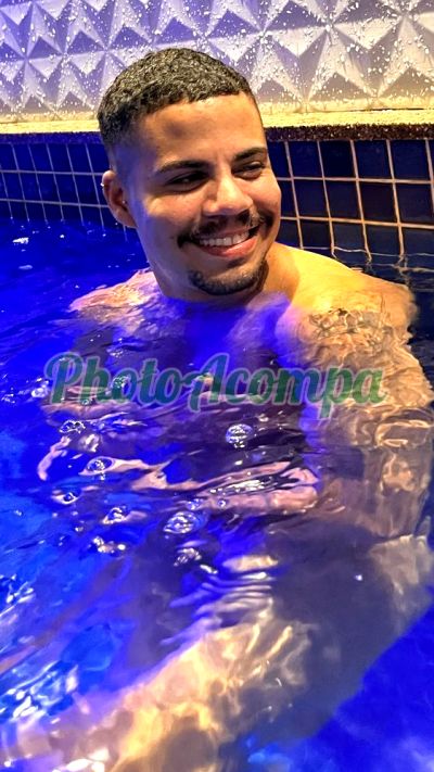 Henrique Andrade, Garoto de programa na Zona Oeste (SP)