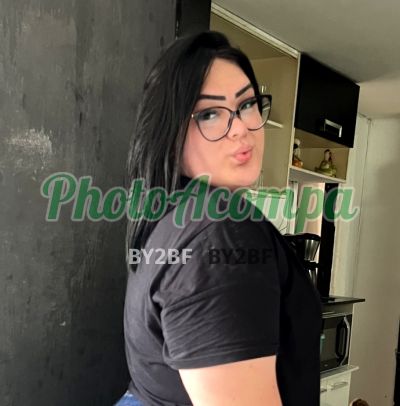 Re, travesti em Curitiba