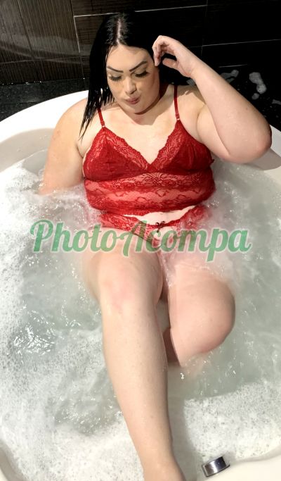 Re, travesti em Curitiba
