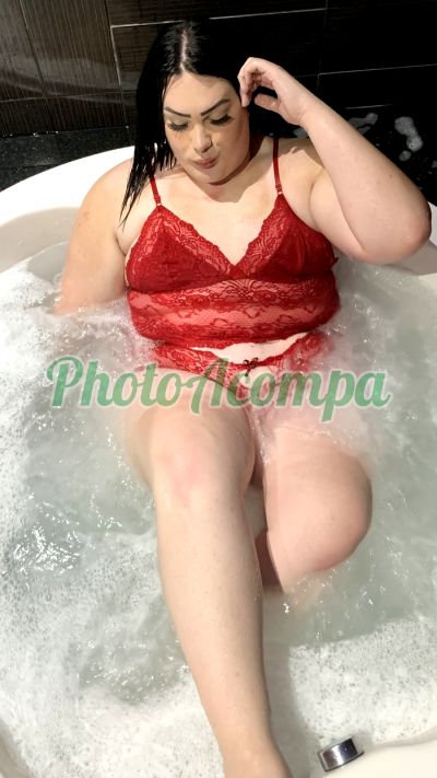 Re, travesti em Curitiba