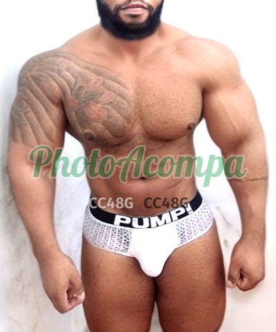 Santos, garoto de programa no Centro (Curitiba)