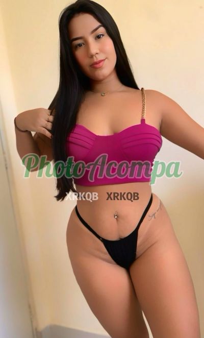 Júlia, acompanhante em Manaus