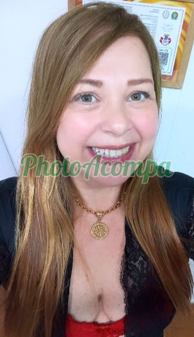Carla (24) 98880-0162, mulher que faz massagens eróticas em Petrópolis