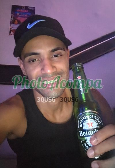 Jhoanderson, garoto de programa no Rio de Janeiro