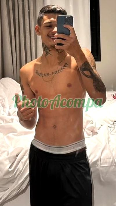 Luiz (41) 99678-2541, Garoto de programa em Curitiba