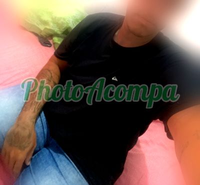 Leo, garoto de programa na Lapa (SP)